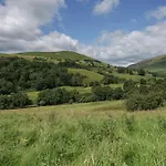 بيت للعطل Howgill Head