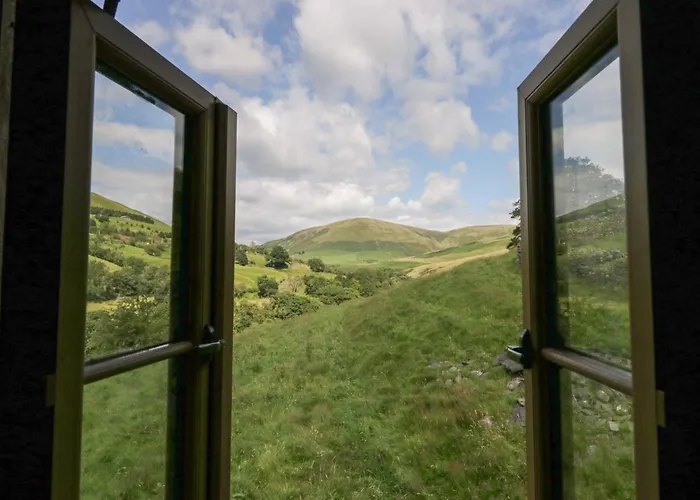 Howgill Head * Kendal